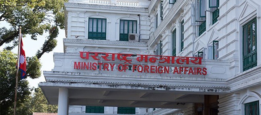 बीस देशमा राजदूत खाली