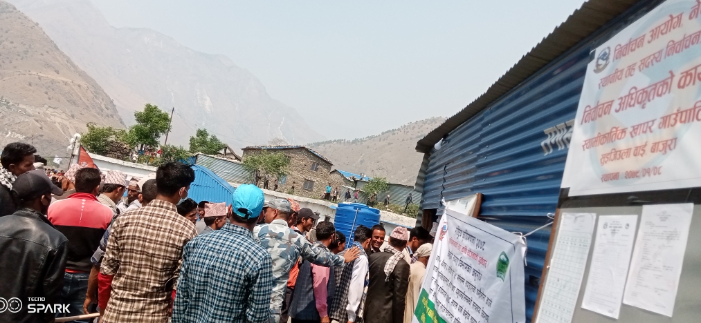 स्वामिकार्तिक खापरमा ९८ जना उम्मेदवारले मनोनयन दर्ता गरे