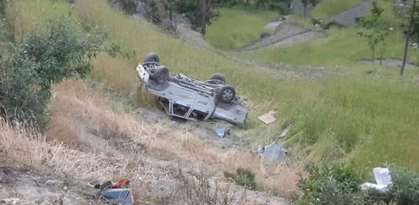 बझाङमा  जीप दुर्घटना