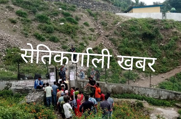 बाजुराको बुढिगंगा नगरपालिका वडा ५  भानुदय माबि मतदान स्थलमा ८१७ मत खस्यो