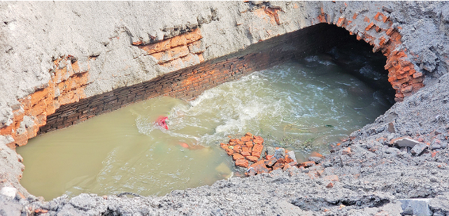 आज पनि टुकुचा उत्खनन  गर्दै महाँनगर