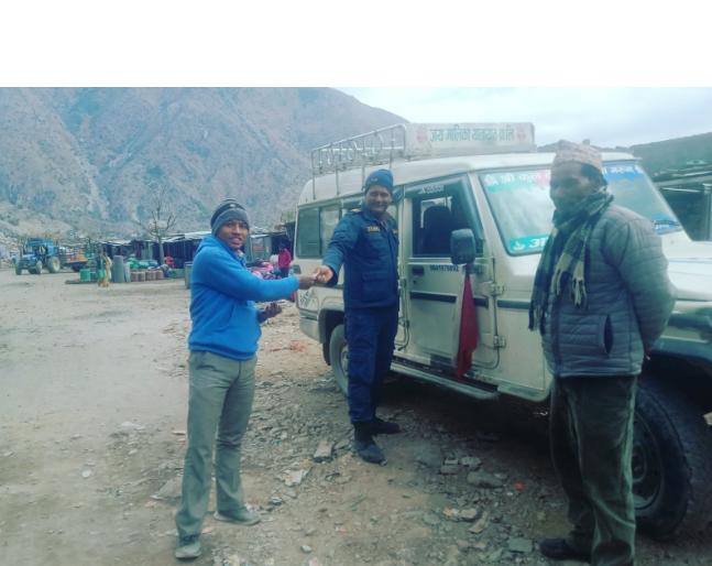 कोल्टी देखि धुलाचौर सम्म गाडीभाडा दोब्बर लिएपछी यात्रुलाई प्रहरीद्वारा रुपैया फिर्ता