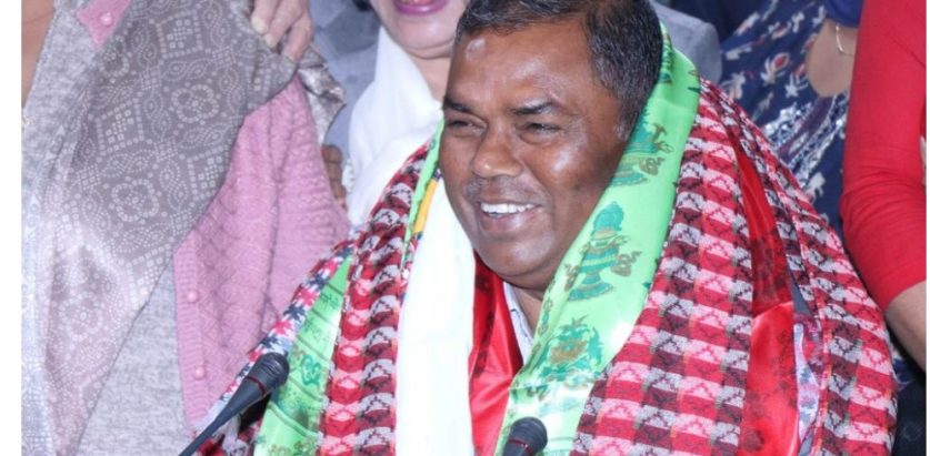 उपेन्द्र यादवलाई सरकारमै ल्याउने प्रचण्डको चाहना