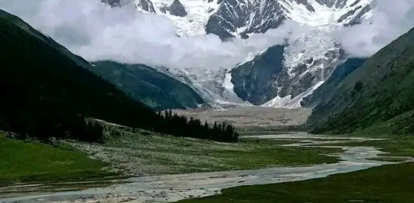 प्रचारको पखाईमा रानिसैन [फोटो फिचर]