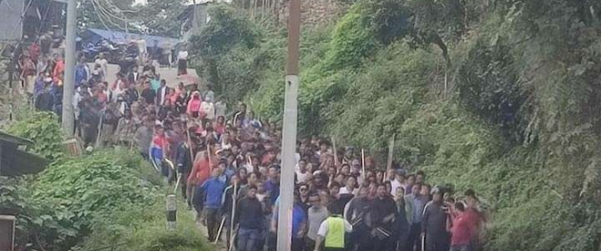 ताप्लेजुङमा तरुण दलको प्रदर्शन रोक्न प्रहरीको हवाई फायर