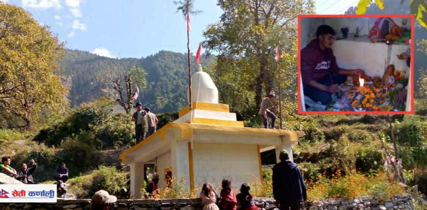 कालिका देवी मन्दिरको प्रतिष्ठा संगै पुजापाठ गर्दै मनाए गाउँमा