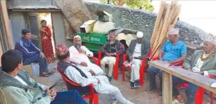 धर्म फरक, प्रेम उस्तै