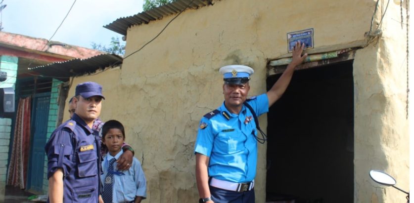 कर्णालीमा ड्युटीमा खटीएका प्रहरीले फोन चलाउन नमिल्ने