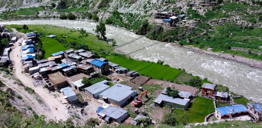 बाजुराको कवाडी खाद्य डिपो केन्द्रमा चामल अभाव