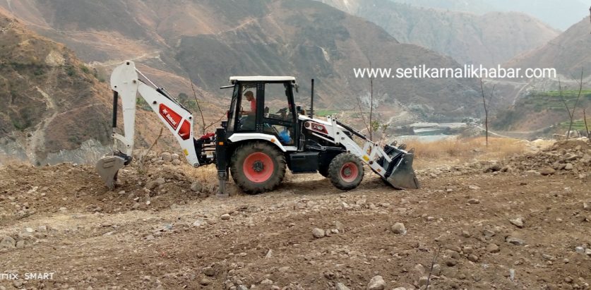 हिमालीको आफ्नै डोजर हुँदा भौतिक निर्माणकार्यमा सहज