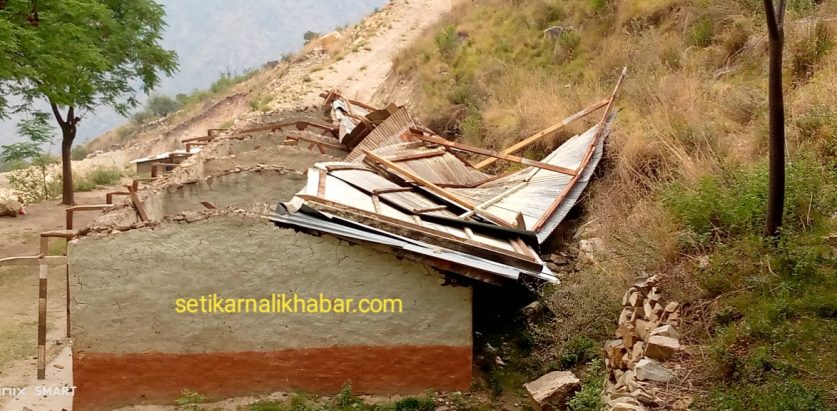 शैलेश्वरी माविको ५ कोटाको भवन हावाले क्षति पुर्‍याए