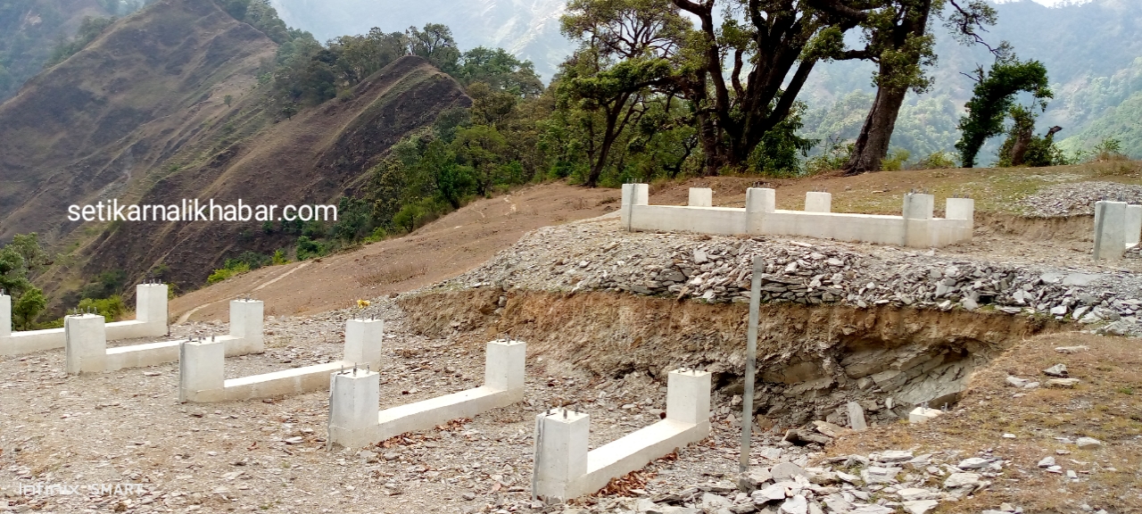 गाउँमा टेलीफोन टावर निर्माणकार्यमा ढिलाइ