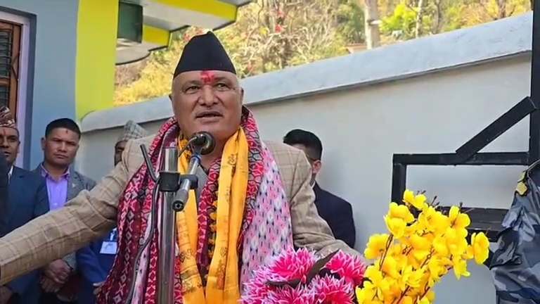 पूर्वमन्त्री जोशीको पहलमा बझाङमा दुई ठूला खेलमैदान निर्माणका लागि ६ करोड विनियोजन