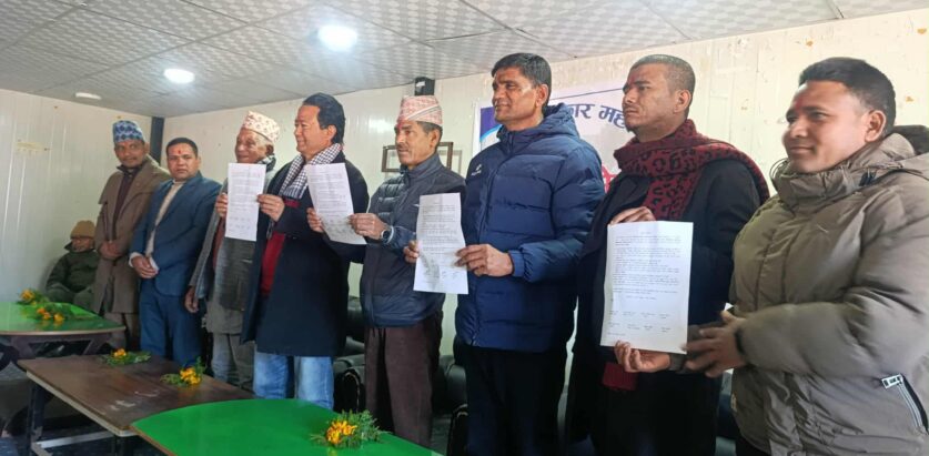 बाजुराका ८ उम्मेद्वारले गरे शान्तिपूर्ण र निष्पक्ष निर्वाचनको संयुक्त प्रतिबद्धता