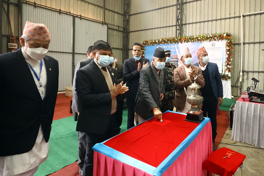 दैनिक४०० देखि ५०० टेम्पोलाई ग्यास उपलब्ध हुने क्षमताकाे  फोहोर प्रशोधन केन्द्रको प्रधानमन्त्री  देउवाले गरे उद्घाटन- सेतिकर्णाली खबर