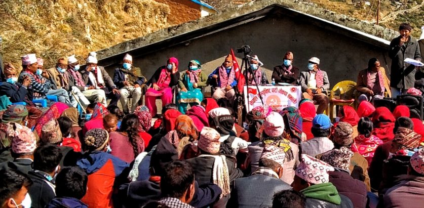 माओवादीकेन्द्रका वडा अध्यक्ष  नेकपा एमालेमा प्रवेश