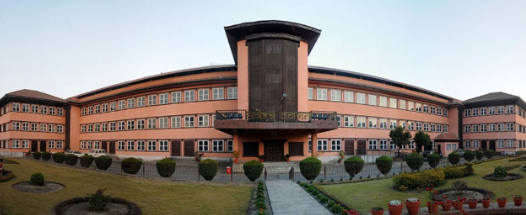 निर्वाचनमा मनोनयन दर्ताअघि जनप्रतिनिधिले राजीनामा गर्नुपर्ने प्रावधान कार्यान्वयन नगर्न सर्वोच्चको आदेश