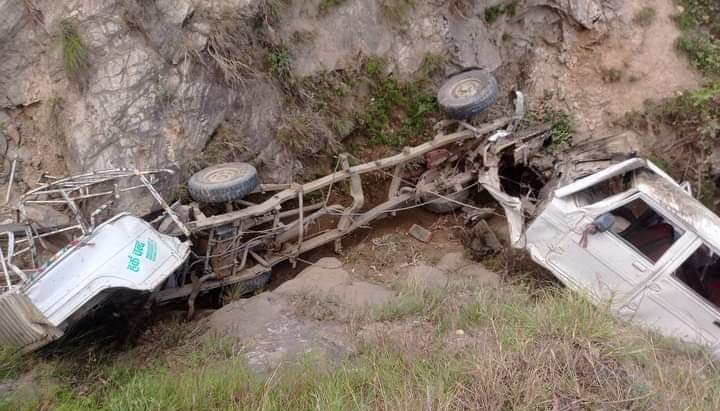 डोटीमा जिप दुर्घटना हुँदा दुईजना घाइते