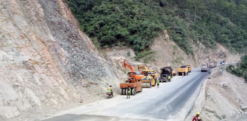 नारायणगढ-मुग्लिङ सडक आजदेखि दैनिक चार घण्टा बन्द हुने