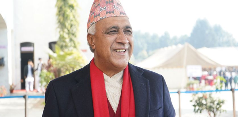 सांसद भण्डारीलाई मुम्बई लैजाँदा ६ जना स्वास्थ्यकर्मी सँगै जाने