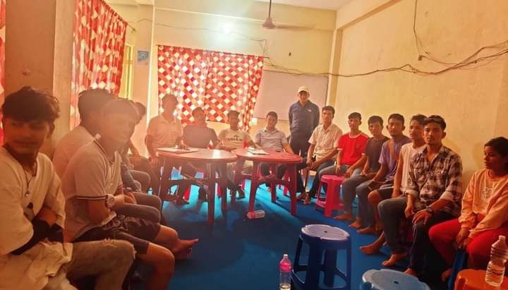 यूवा सञ्जाल बाजुराले नेपालगञ्जमा रानीतलाउ र महेन्द्र पार्क सरसफाइ  गर्ने