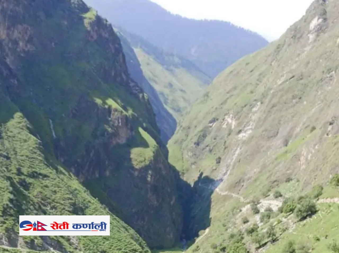 बुढिनन्दा-३ का स्थानीयलाई कोल्टी बजार आवतजावतमा समस्या