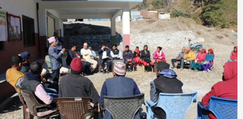 बाजुरामा भूमिहीन तथा अव्यवस्थित बसोबास गरेका लाई निस्सा वितरण