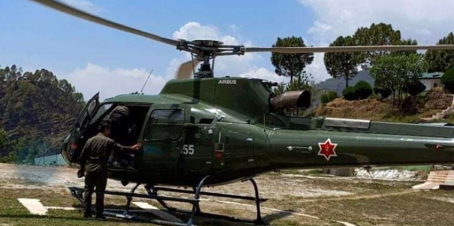 बाजुरामा गर्भवती महिलाको हेलिकप्टरबाट उद्धार