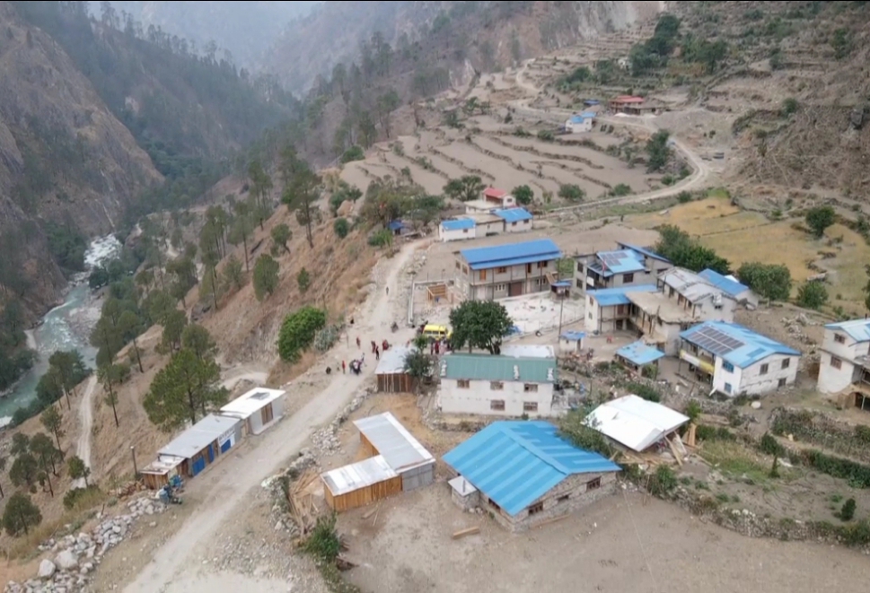 चंखेली गाउँपालिका बासिन्दा  संचार बाट बिहिन