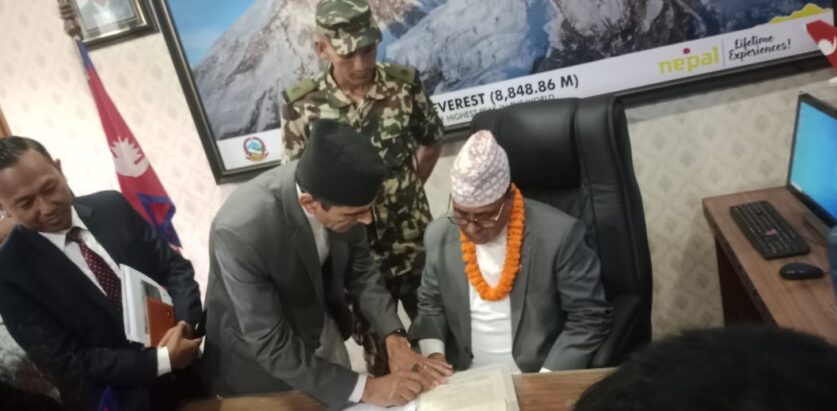 संस्कृती पर्यटन तथा नागरिक उड्ययन मन्त्री पाण्डेले गरे पदभार ग्रहण