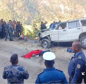 बाजुरा सदरमुकाम मार्तडीमा स्कार्पियो दुर्घटना १ को मृत्यु ३ जना घाईते