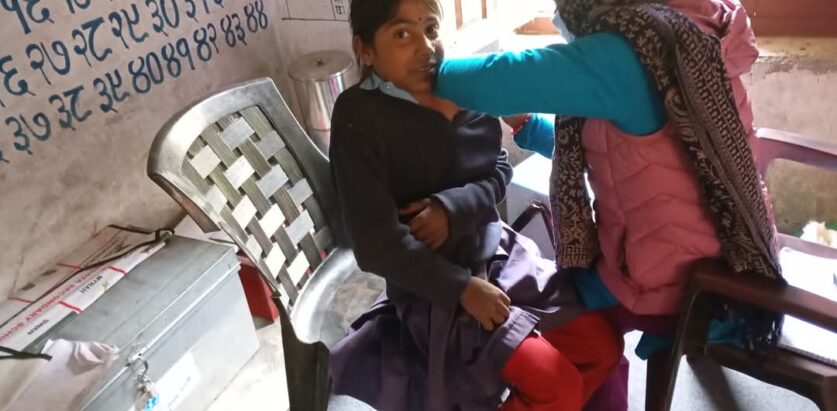 बाजुरामा  एचपीभी खोप  ७ हजार ६ सय ४७    जना किसाेरी लाई लगाईयाे