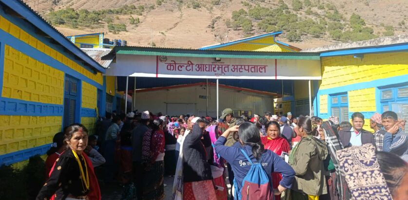 बाजुराको कोल्टीमा सम्पन्न निःशुल्क स्वास्थ्य शिविरमा ४२१९ जनाले लिए सेवा