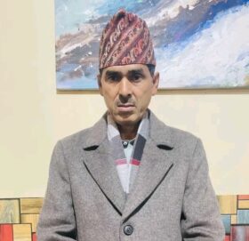 बाजुरामा कांग्रेसका गिरी विजयी,एमालेका थापा ५४० मतले पराजित